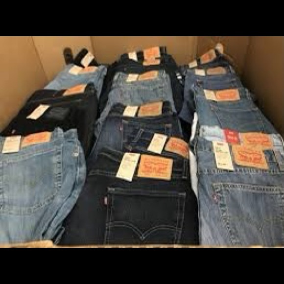 20-30lb box of name brand clothes - Picture 2 of 3